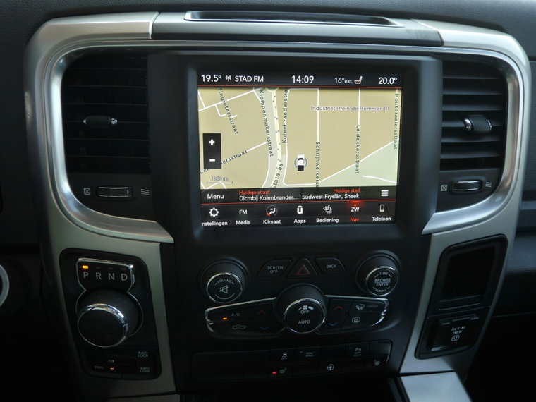Vehicle Image 30