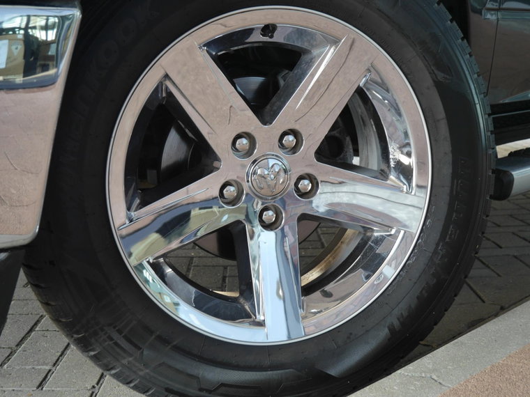 Vehicle Image 35