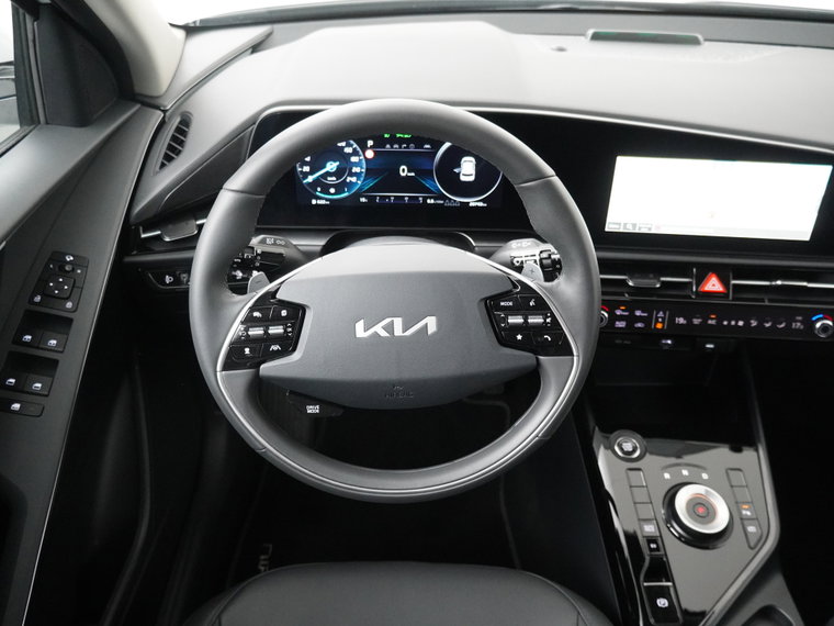Vehicle Image 35