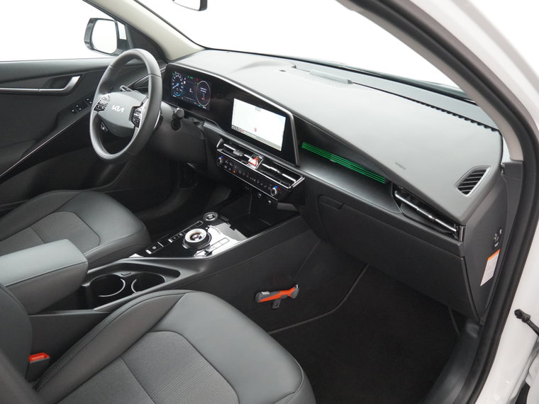 Vehicle Image 37