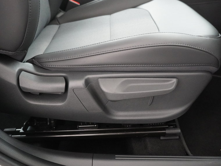 Vehicle Image 39