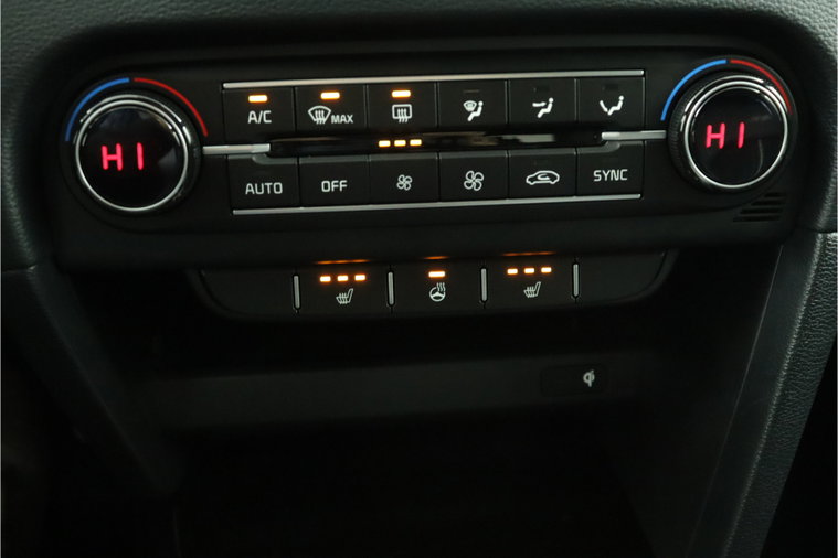 Vehicle Image 28
