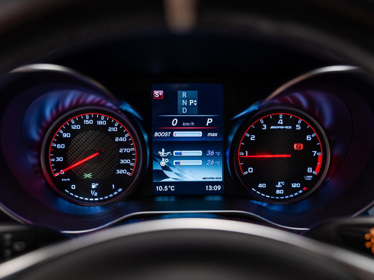 Vehicle Image 30