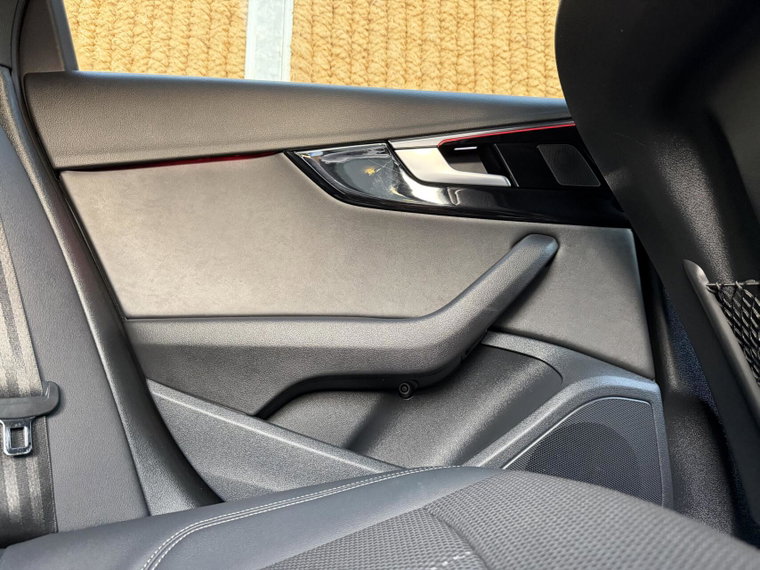 Vehicle Image 47