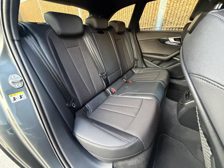 Vehicle Image 48