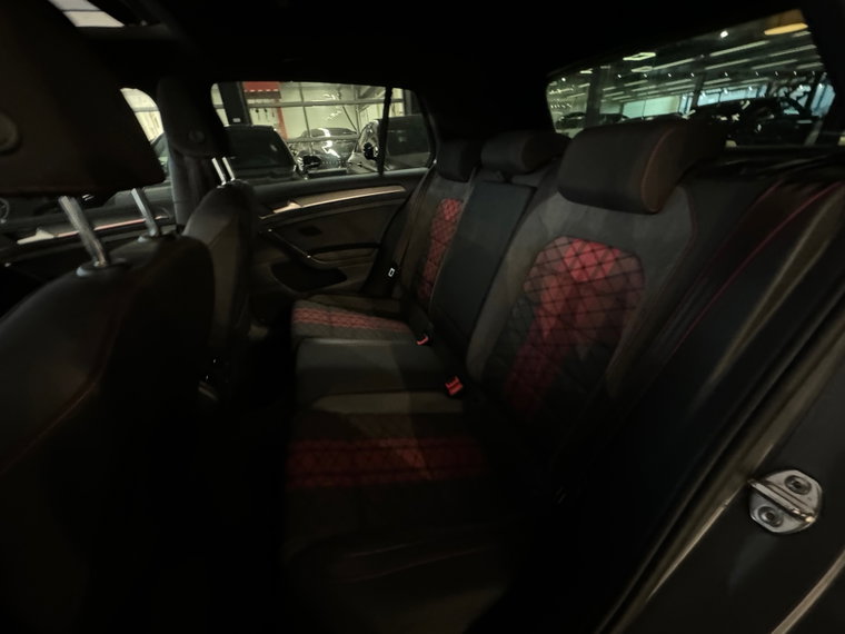 Vehicle Image 22