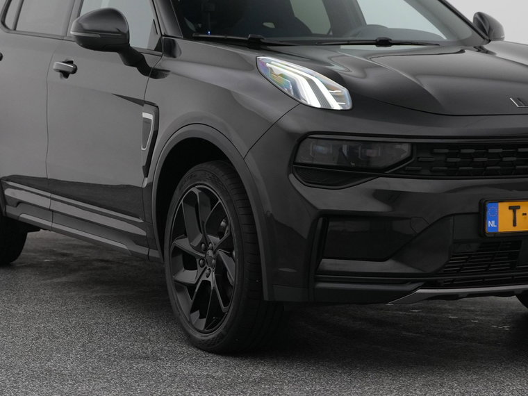 Vehicle Image 17