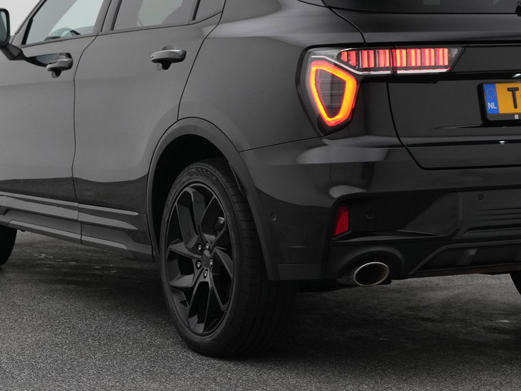 Vehicle Image 18