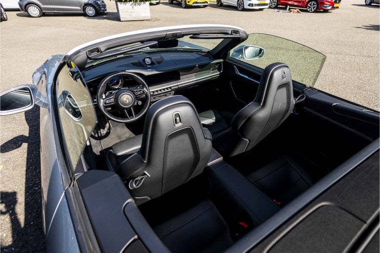 Vehicle Image 19