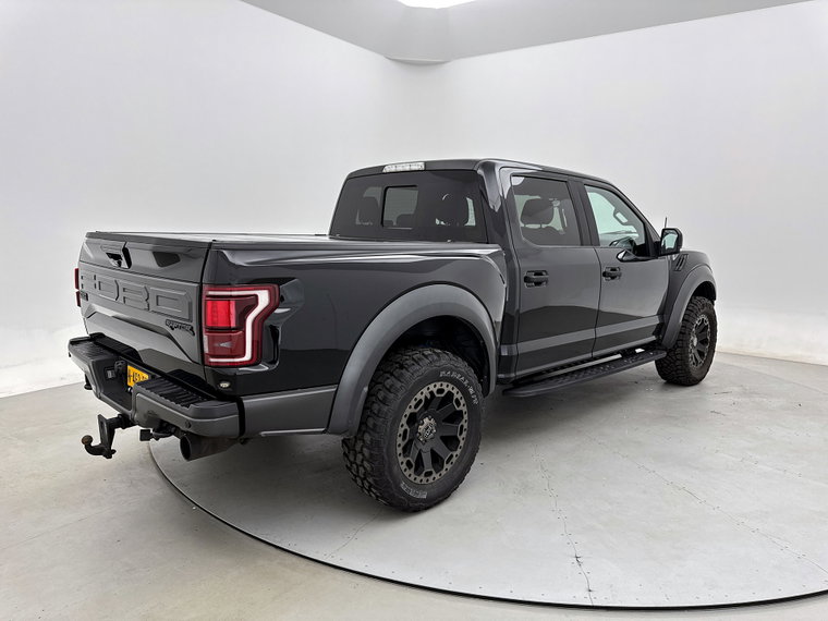 Vehicle Image 39