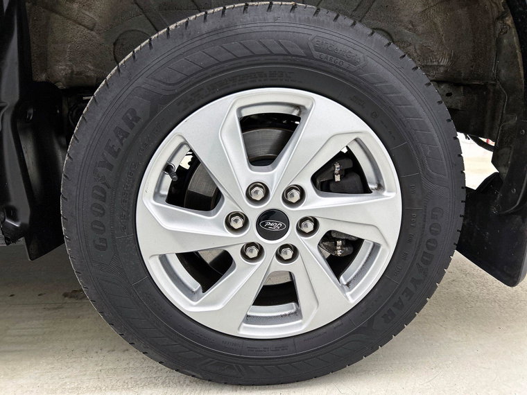 Vehicle Image 31