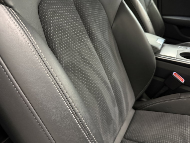 Vehicle Image 41