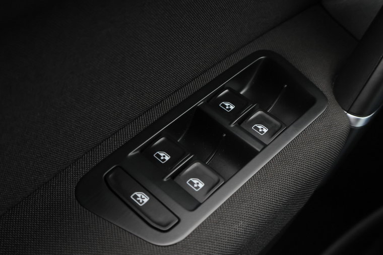 Vehicle Image 26