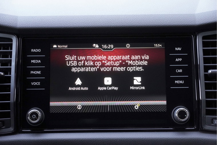 Vehicle Image 32