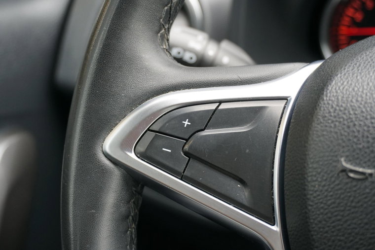 Vehicle Image 24