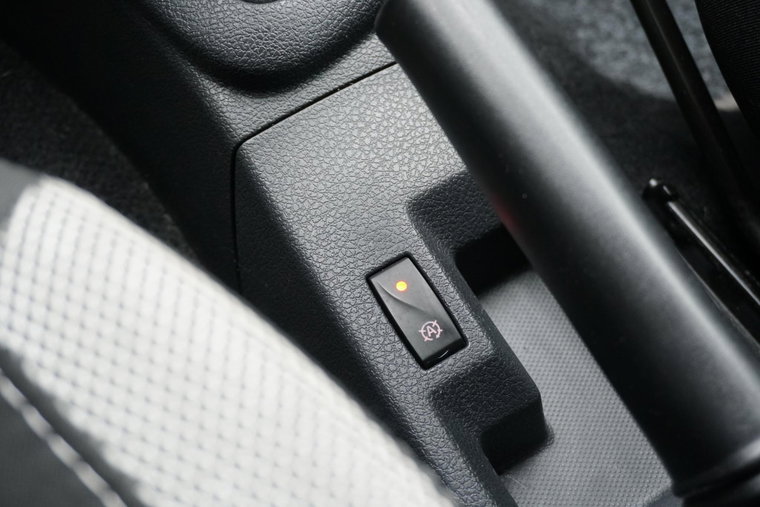 Vehicle Image 33