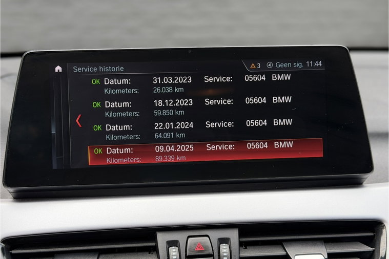 Vehicle Image 35