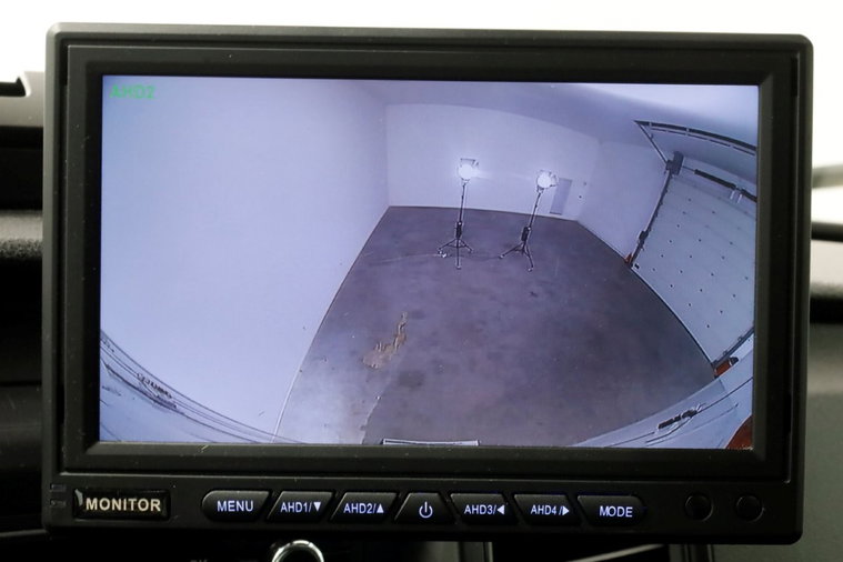 Vehicle Image 13