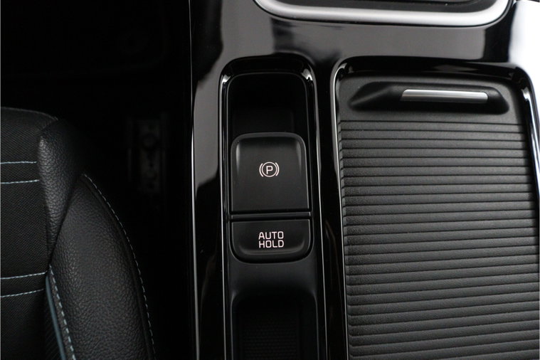 Vehicle Image 60