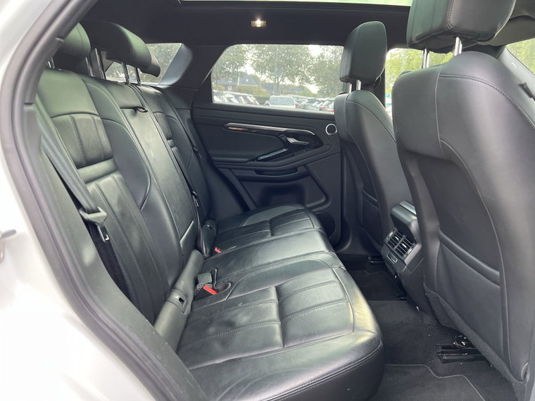 Vehicle Image 36