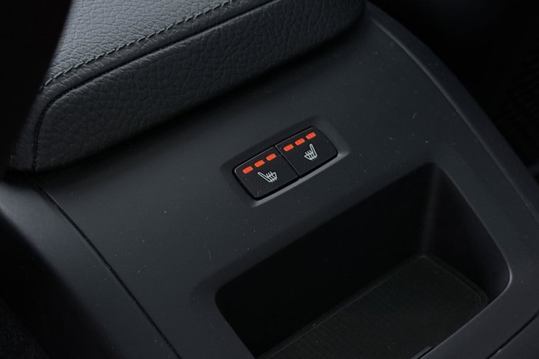 Vehicle Image 52