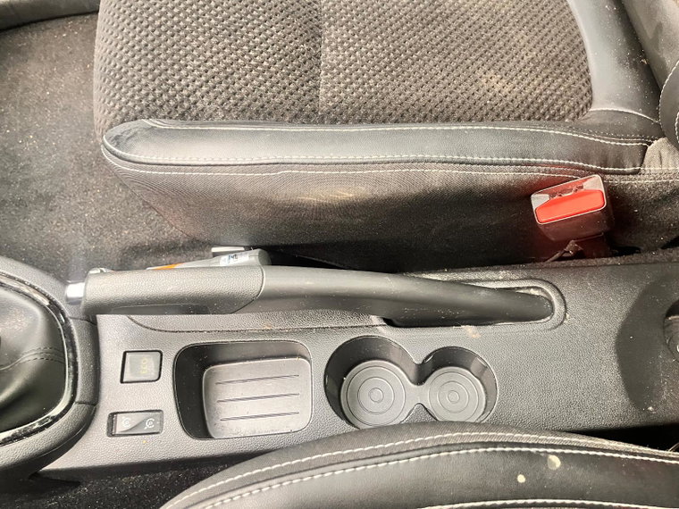 Vehicle Image 23