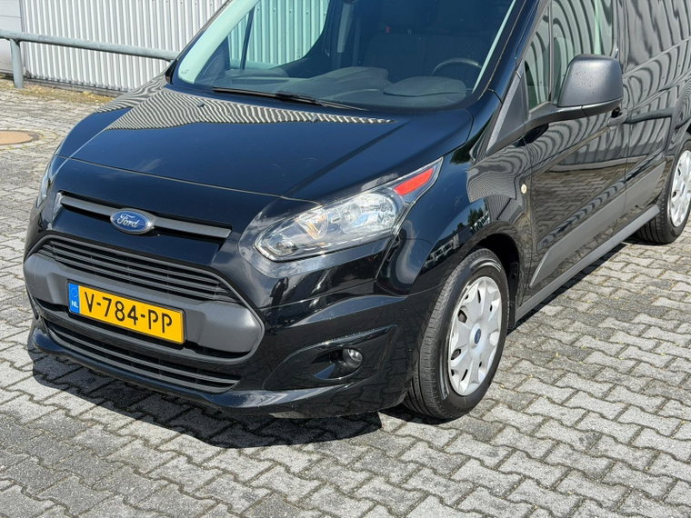 Vehicle Image 33