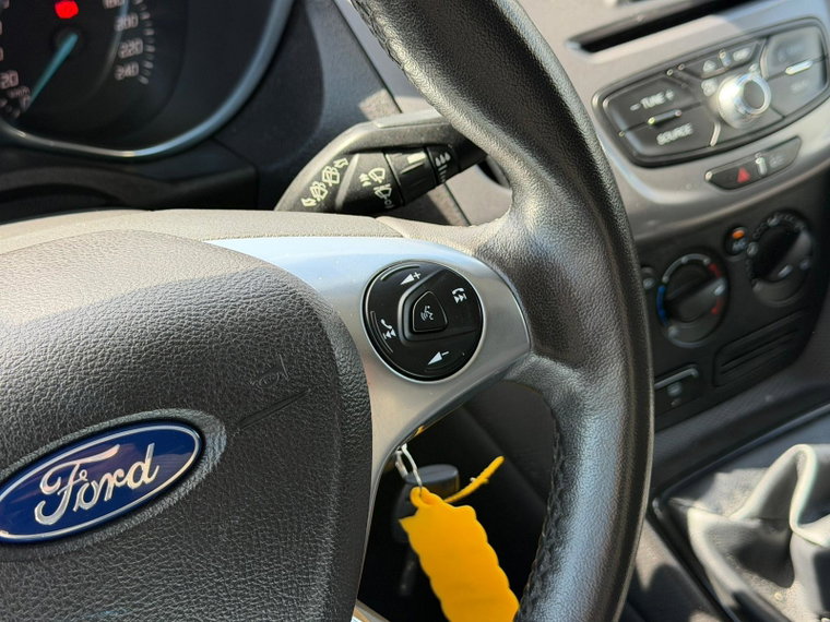 Vehicle Image 36