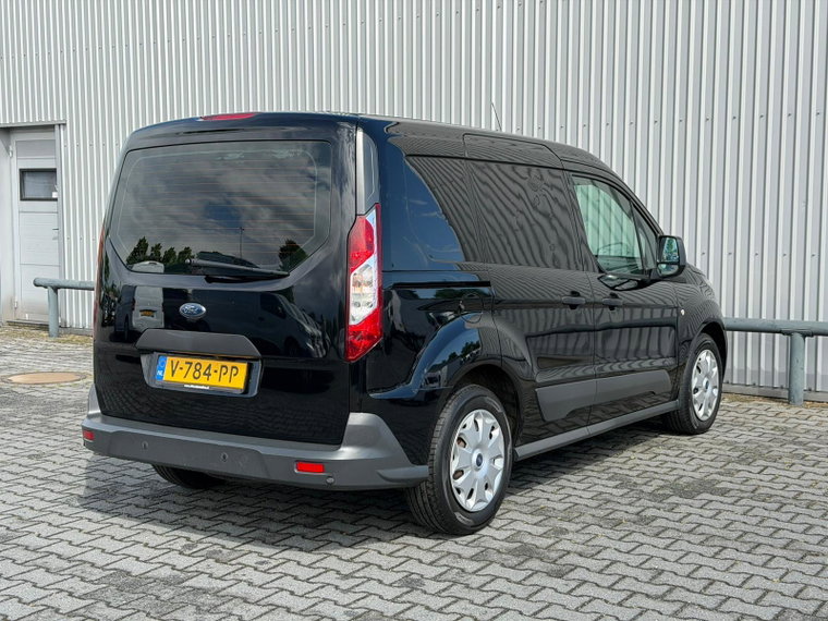 Vehicle Image 38