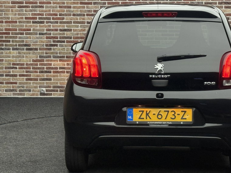 Vehicle Image 27