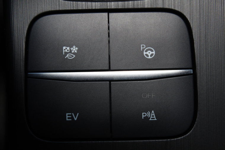 Vehicle Image 40
