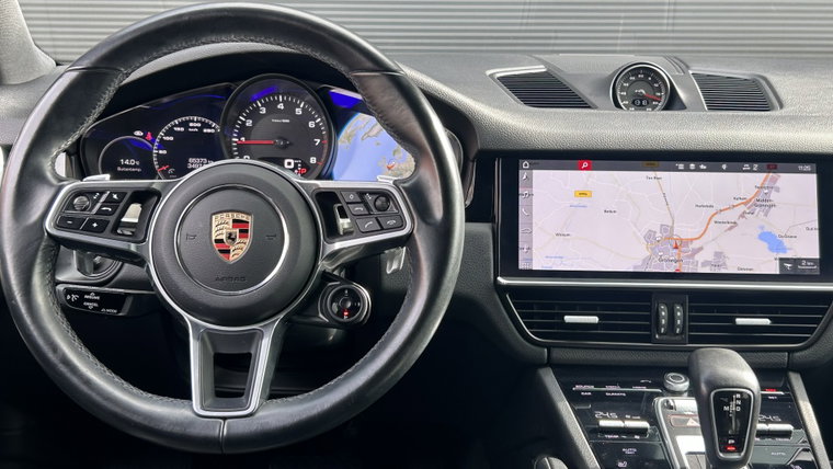 Vehicle Image 38