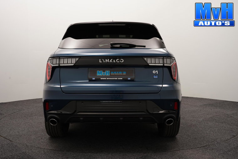 Vehicle Image 21