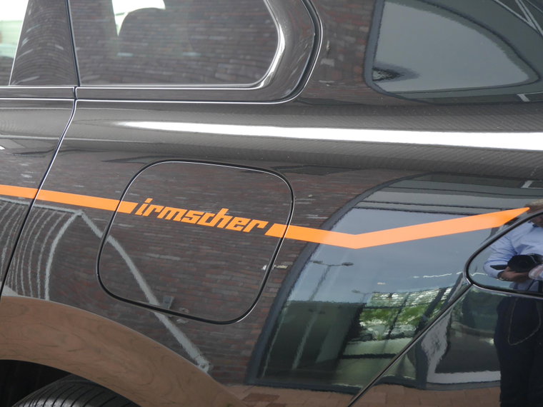 Vehicle Image 14