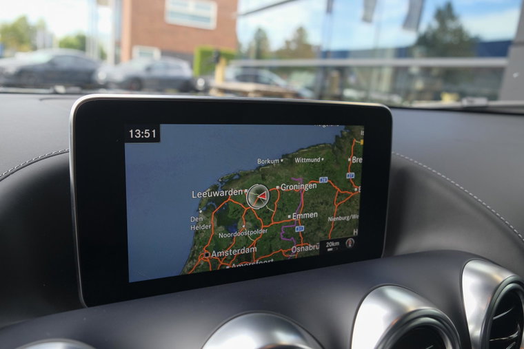 Vehicle Image 40