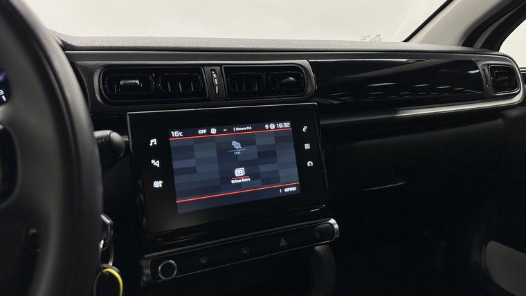 Vehicle Image 37