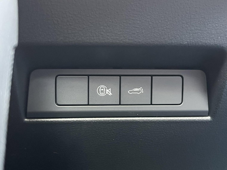 Vehicle Image 39