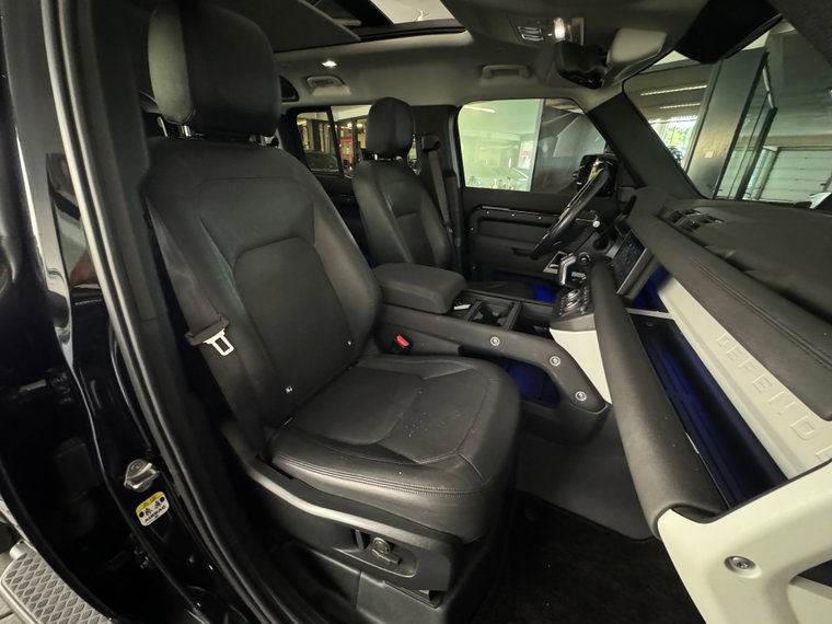 Vehicle Image 36