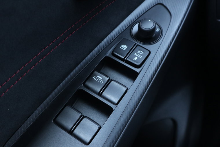 Vehicle Image 36