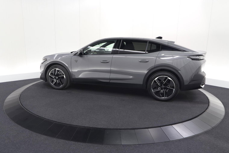 Vehicle Image 33