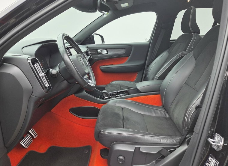 Vehicle Image 31