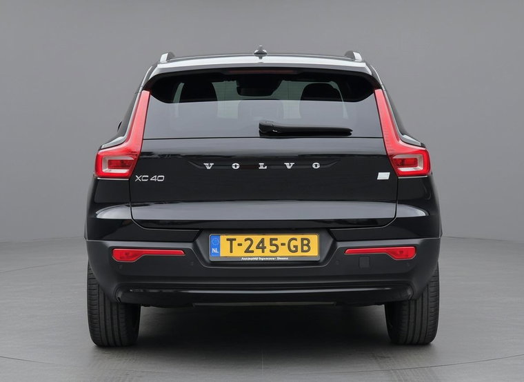 Vehicle Image 33