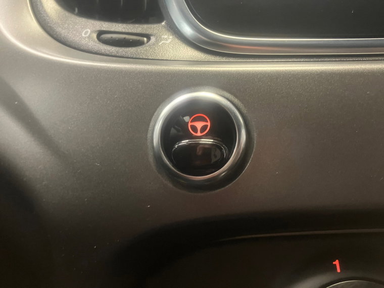 Vehicle Image 38