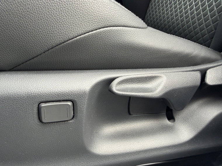 Vehicle Image 39