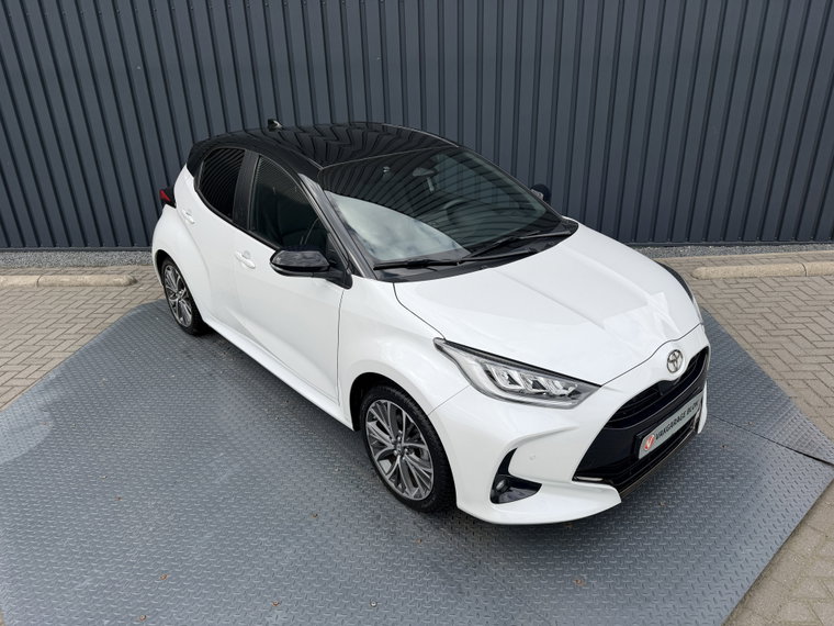 Vehicle Image 7