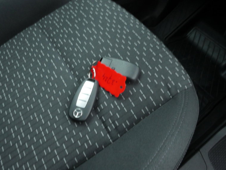 Vehicle Image 18
