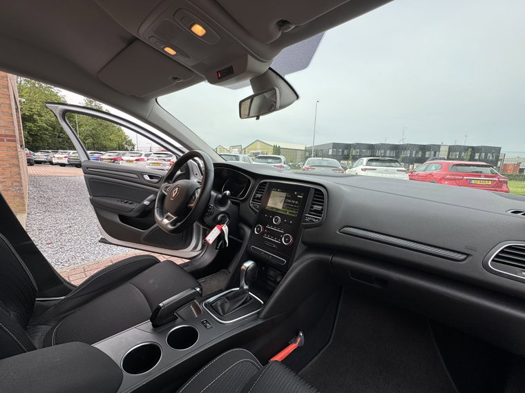 Vehicle Image 31
