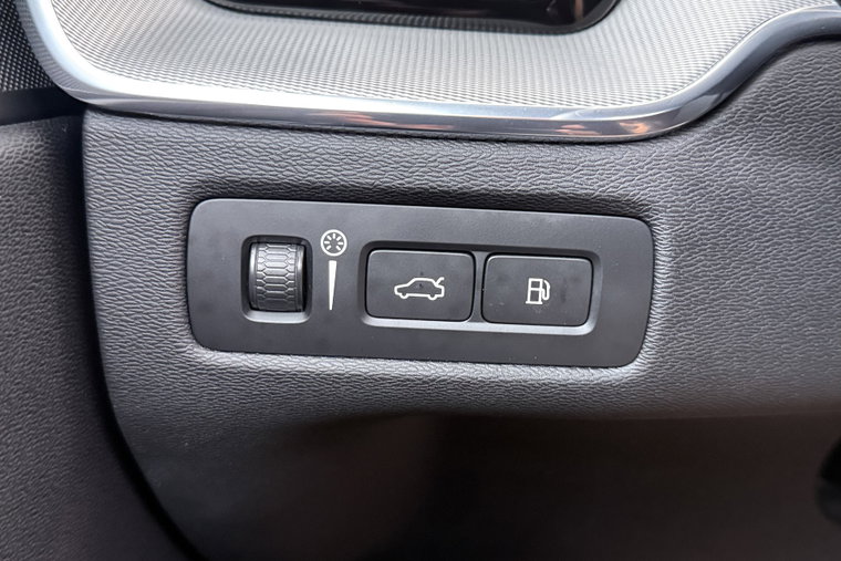 Vehicle Image 23