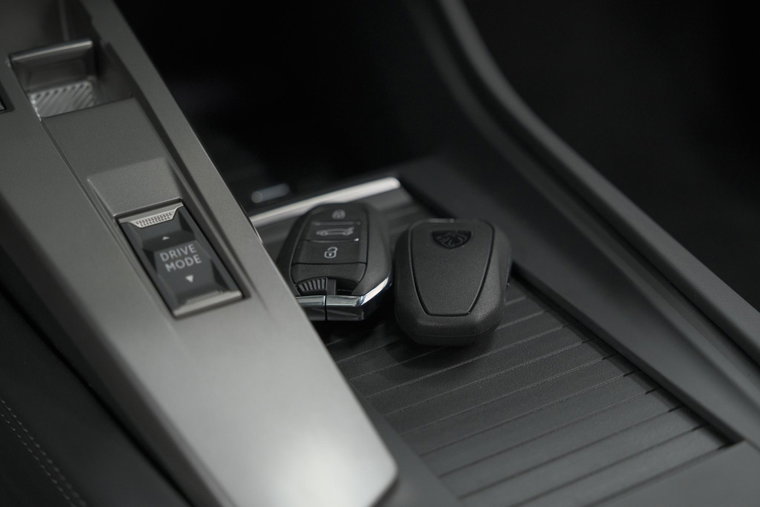 Vehicle Image 19