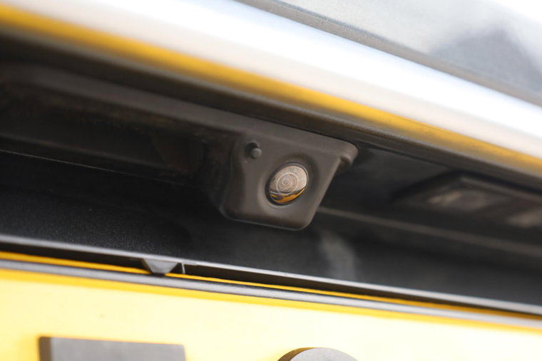 Vehicle Image 12